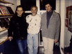 ﻿Tony, Efrain, Cloy am 13. März 1997 in der Eingangshalle zum df.M.