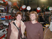 ﻿Reinhold mit seiner Frau in seinem Drumshop in Markdorf.
