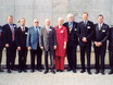 ﻿Alle Botschafter der Stadt Flensburger vor dem Flensburger Rathaus am 7.9.03. mit Oberbürgermeister Stell, links von der Dame in rot, und Stadtpräsident Laturnus rechts der Dame.