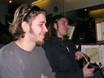 ﻿Gil's Bruder Tal, Bassist und Background-Vocal seiner Band, im Unterrichtsraum 1 vom drummer's focus München beim Casting am 13.3.2005.