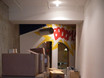 ﻿28.Oktober 2005: Das Pop-Art-Motiv für die Außenwand des Unterrichtsraums, eine Hommage an US-Künstler Roy Lichtenstein, hat df-Secretary Heike selbst entworfen und auf die Wand gebracht.
