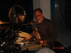 ﻿Dom Famularo und Claus Hessler am 16. Dezember 2005 im drummer's focus München:
Dom an den Drums ... und gleich legt er mit seinem bekannten Feuerwerk los ...
