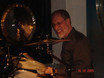 ﻿Dom Famularo und Claus Hessler am 16. Dezember 2005 im drummer's focus München:
Dom legt los ...
